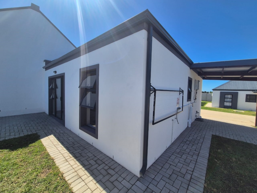 2 Bedroom Property for Sale in Pacaltsdorp Western Cape